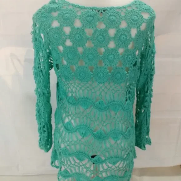 Roz & Ali: Crochet teal sweater. Size small. - Picture 2 of 6